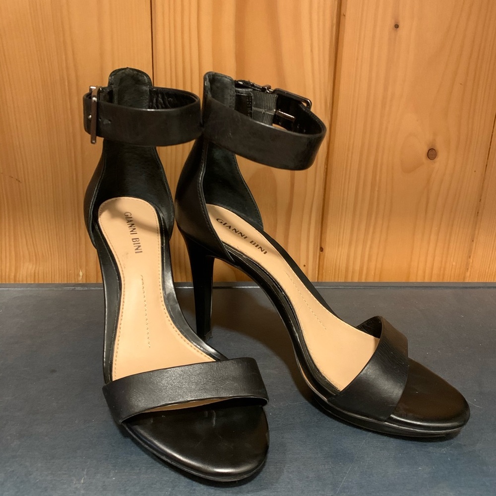 Gianni Bini Strappy Black Heels